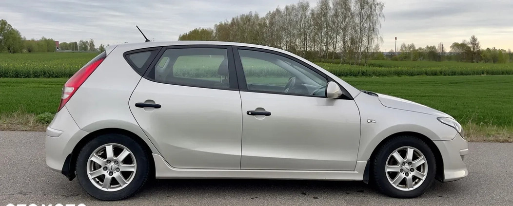 Hyundai I30 cena 14700 przebieg: 234000, rok produkcji 2010 z Elbląg małe 326